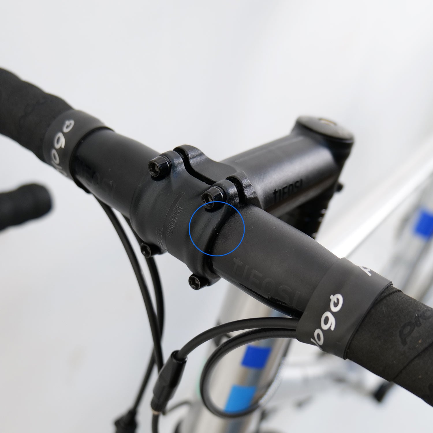 Tifosi Rostra Centaur Rim Brake Silver Medium Ex Demo Bike