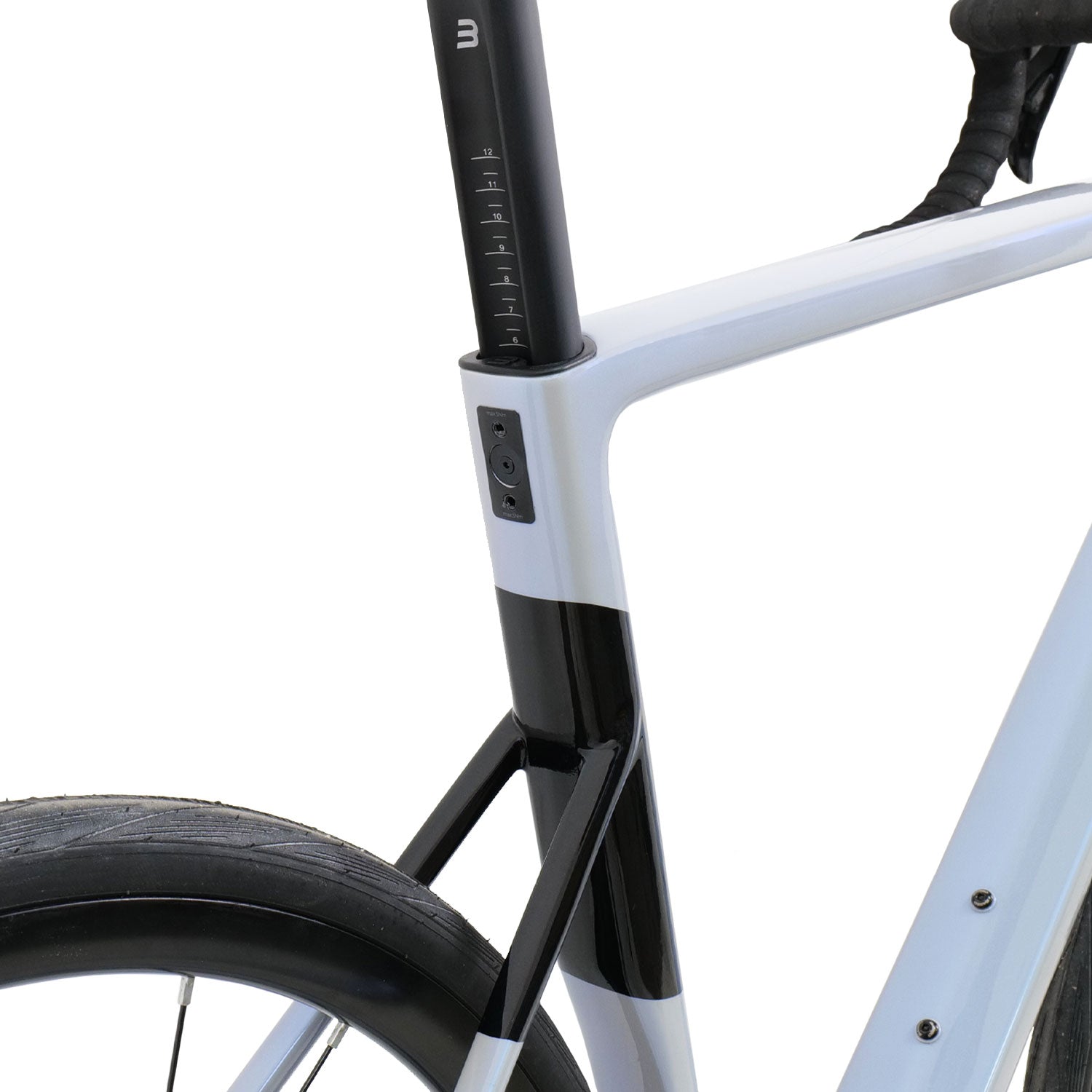 Basso Bikes Astra 105 Di2 Aksium Black Opal Bike