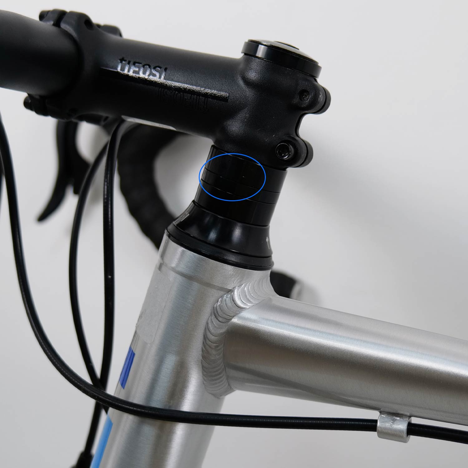 Tifosi Rostra Centaur Rim Brake Silver Large Ex Demo Bike